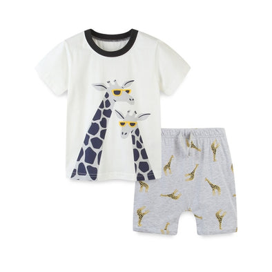 Cute Giraffe Tee & Shorts Set